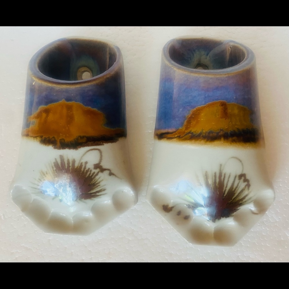 O' Clay Art Studio New Mexico South West  Desert Stoneware Wall Pocket Set Of 2
